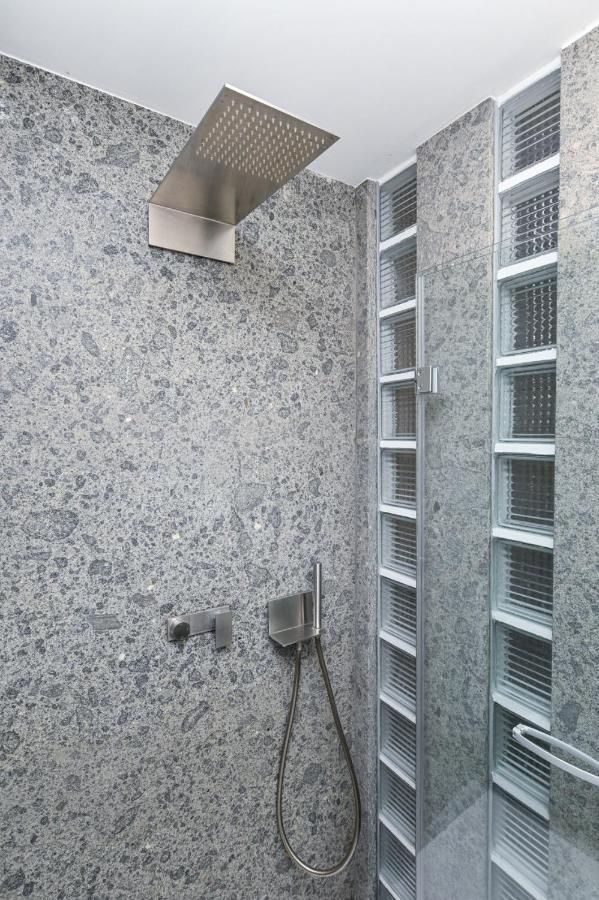 The Essential Trastevere Design Studio Rom Exterior foto